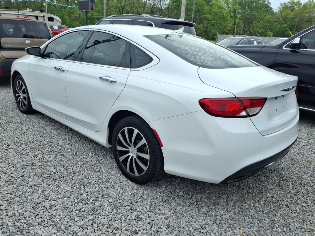 2017 Chrysler 200 Limited Platinum FWD - 23100651 - 2