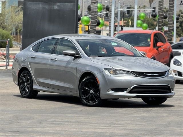 2017 Chrysler 200 Limited Platinum FWD - 22734977 - 48