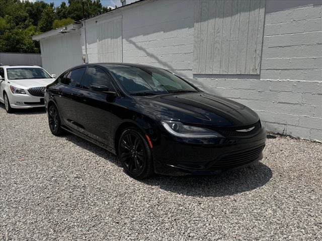 2017 Chrysler 200 LX FWD - 22575250 - 0