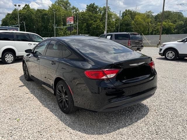 2017 Chrysler 200 LX FWD - 22575250 - 2