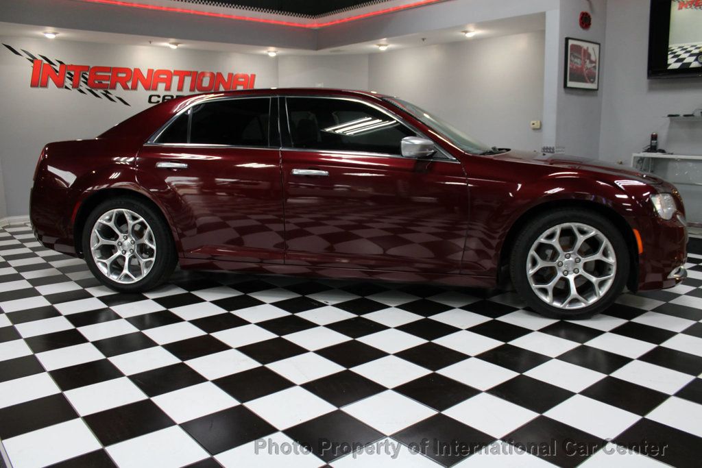 2017 Chrysler 300 300C Platinum RWD - 22933093 - 2