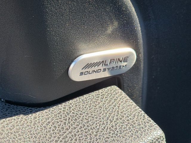 2017 Chrysler 300 300C RWD - 22908911 - 23