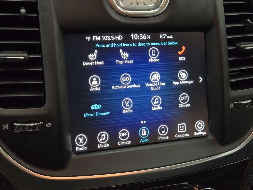 2017 Chrysler 300 Limited RWD - 22923409 - 17