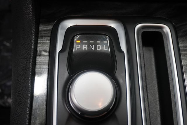 2017 Chrysler 300 Limited RWD - 23036449 - 20