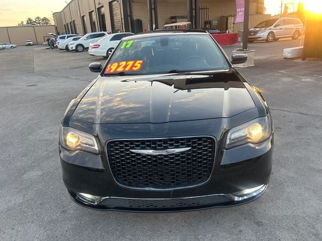 2017 Chrysler 300 S - 23011756 - 1
