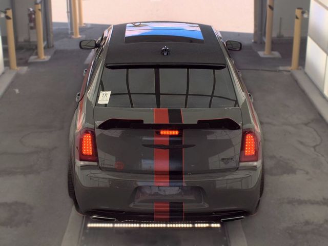 2017 Chrysler 300 S - 23087034 - 3