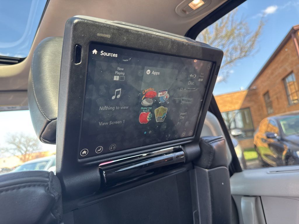 2017 Chrysler Pacifica Limited 4dr Wagon - 23005906 - 10