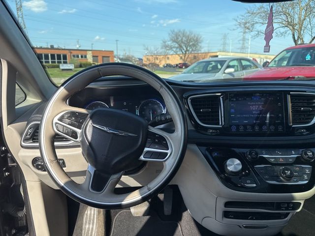 2017 Chrysler Pacifica Limited 4dr Wagon - 23005906 - 11