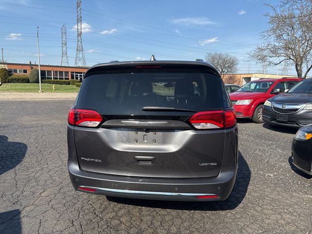 2017 Chrysler Pacifica Limited 4dr Wagon - 23005906 - 4