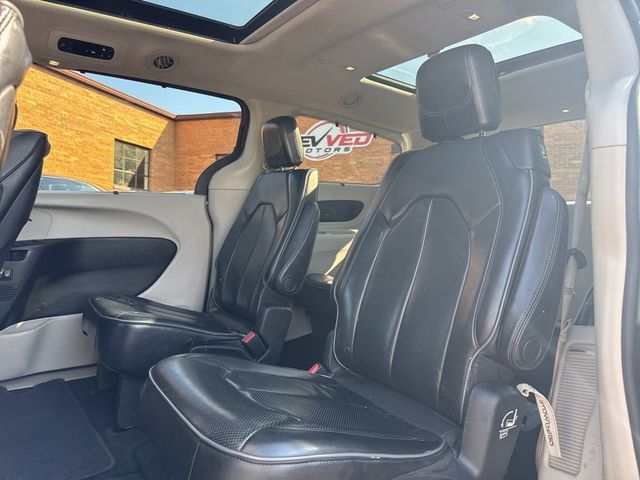 2017 Chrysler Pacifica Limited 4dr Wagon - 23005906 - 8