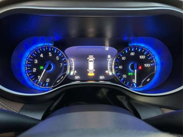 2017 Chrysler Pacifica Limited 4dr Wagon - 22940470 - 14