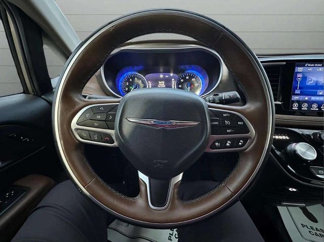 2017 Chrysler Pacifica Limited 4dr Wagon - 22940470 - 26