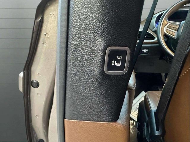 2017 Chrysler Pacifica Limited 4dr Wagon - 22940470 - 30