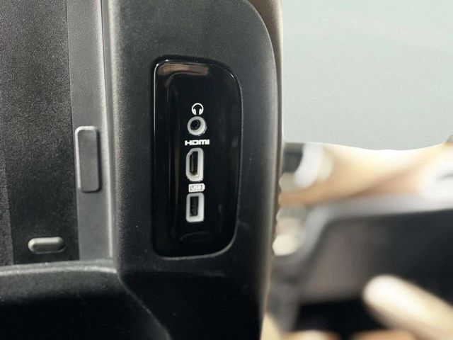 2017 Chrysler Pacifica Limited 4dr Wagon - 22976969 - 16