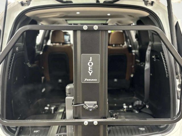 2017 Chrysler Pacifica Limited 4dr Wagon - 22976969 - 25