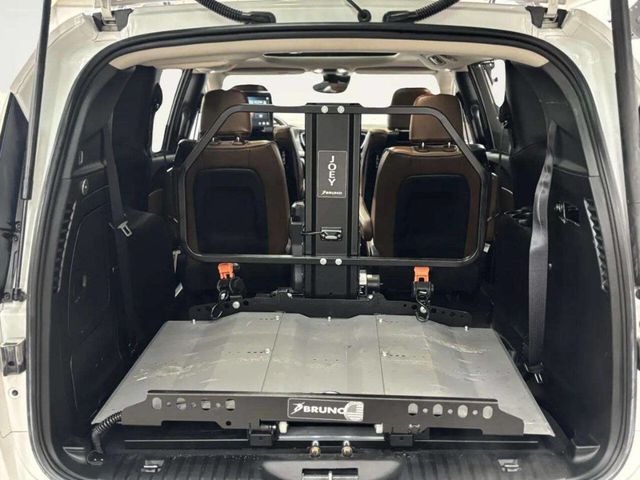 2017 Chrysler Pacifica Limited 4dr Wagon - 22976969 - 29