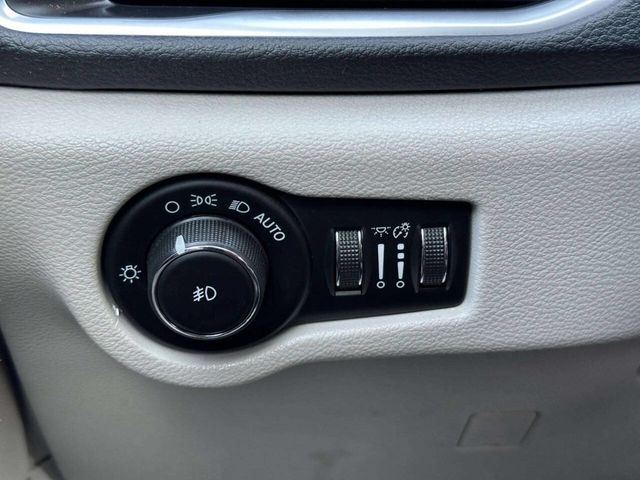 2017 Chrysler Pacifica Limited 4dr Wagon - 23007409 - 29