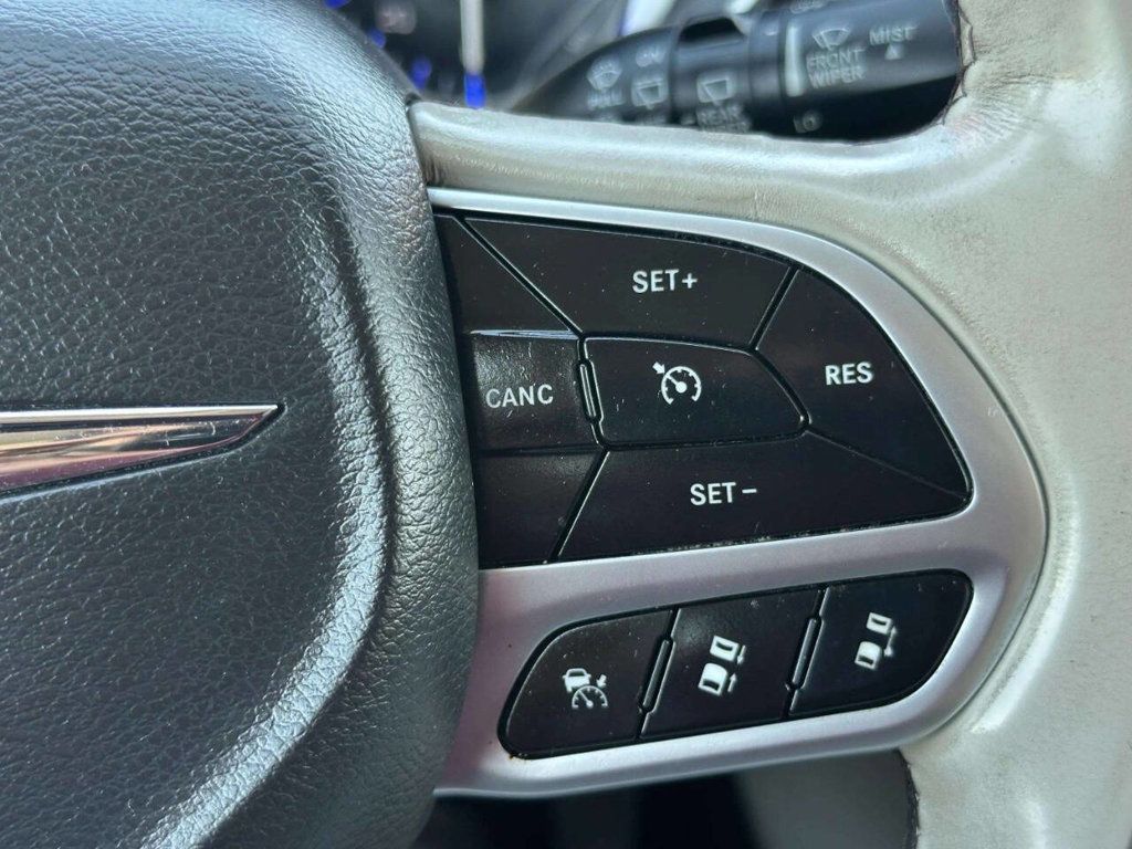 2017 Chrysler Pacifica Limited 4dr Wagon - 23007409 - 33