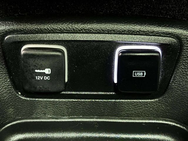 2017 Chrysler Pacifica Limited 4dr Wagon - 23035568 - 38
