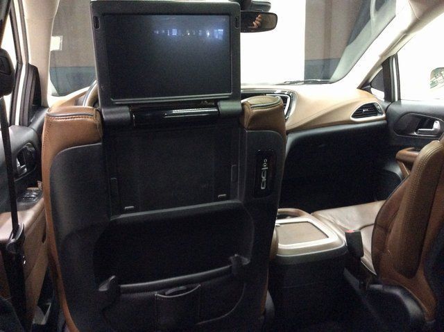 2017 Chrysler Pacifica Limited 4dr Wagon - 22965673 - 25