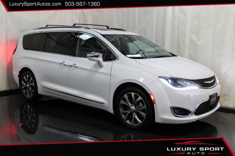 2017 Chrysler Pacifica LIMITED **LOW 62,000 MILES** PANO MOONROOF - 21755662 - 14