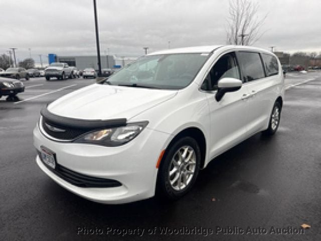 2017 Chrysler Pacifica LX 4dr Wagon - 22965552 - 0