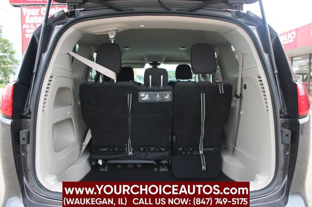 2017 Chrysler Pacifica LX 4dr Wagon - 22927948 - 9