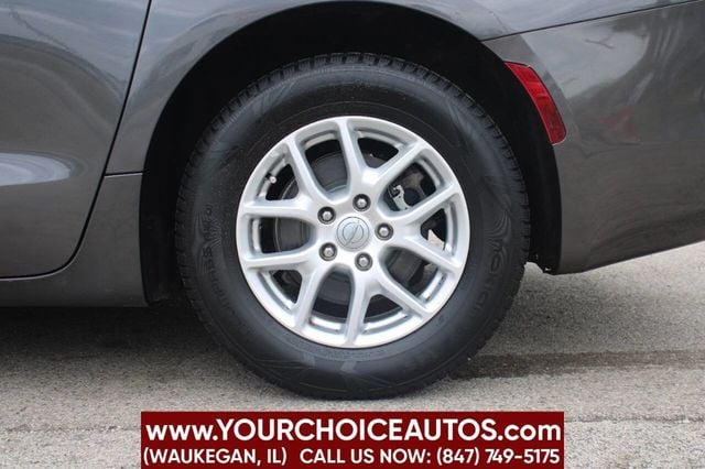 2017 Chrysler Pacifica LX 4dr Wagon - 22927948 - 11