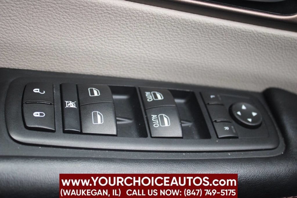 2017 Chrysler Pacifica LX 4dr Wagon - 22927948 - 22
