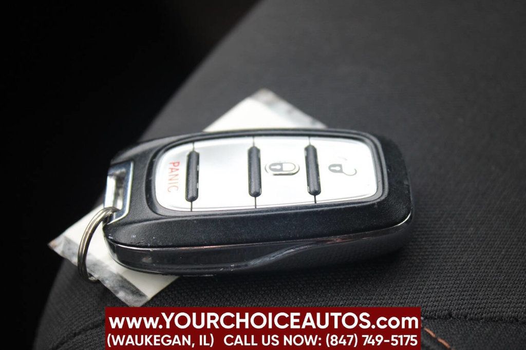 2017 Chrysler Pacifica LX 4dr Wagon - 22927948 - 31