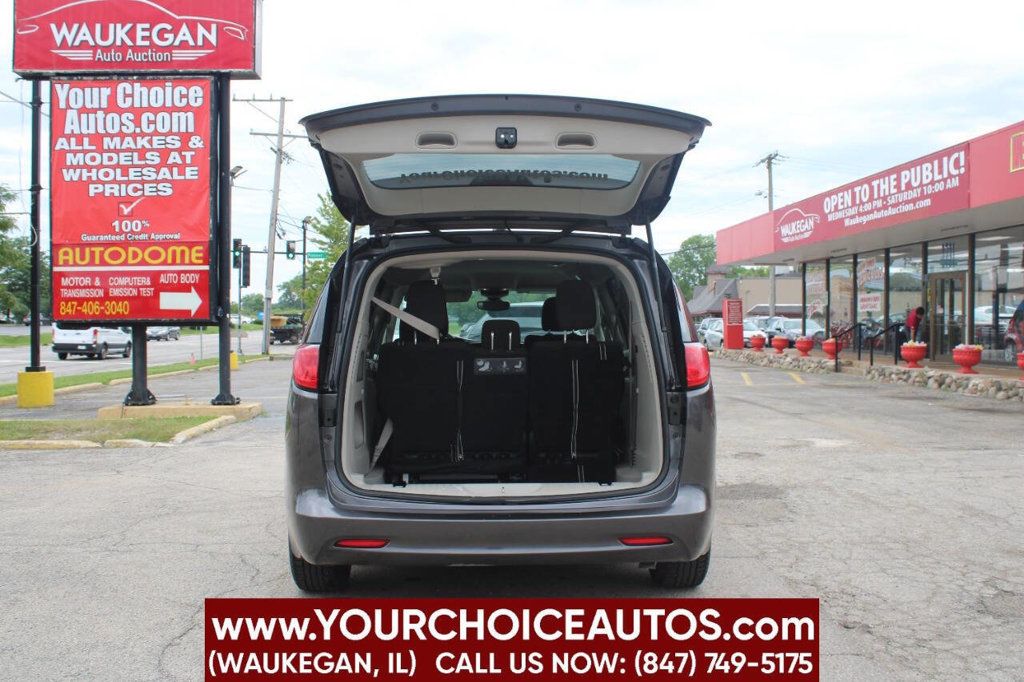 2017 Chrysler Pacifica LX 4dr Wagon - 22927948 - 8