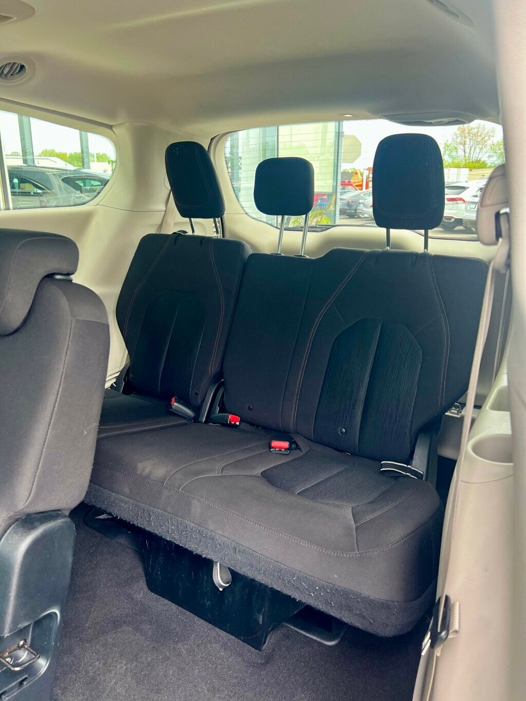 2017 Chrysler Pacifica LX 4dr Wagon - 23018915 - 15