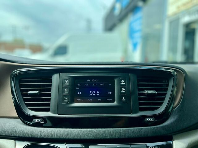 2017 Chrysler Pacifica LX 4dr Wagon - 23018915 - 20