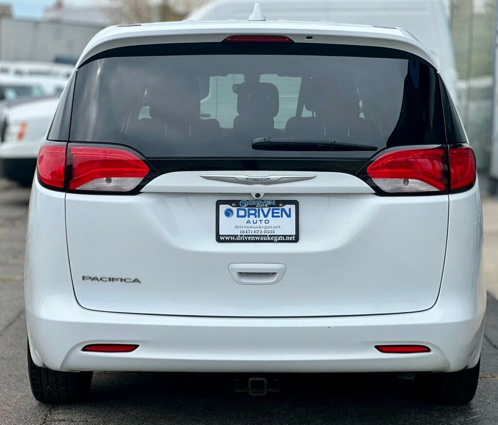2017 Chrysler Pacifica LX 4dr Wagon - 23018915 - 33