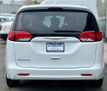 2017 Chrysler Pacifica LX 4dr Wagon - 23018915 - 33