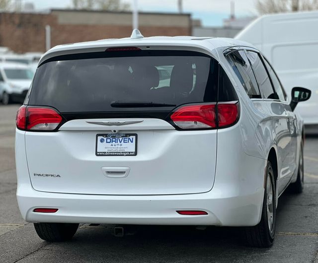 2017 Chrysler Pacifica LX 4dr Wagon - 23018915 - 4