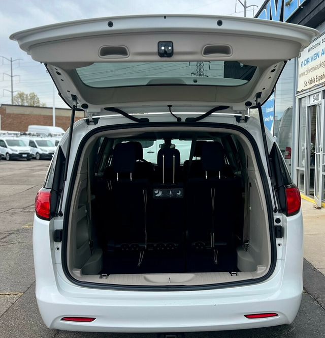 2017 Chrysler Pacifica LX 4dr Wagon - 23018915 - 8