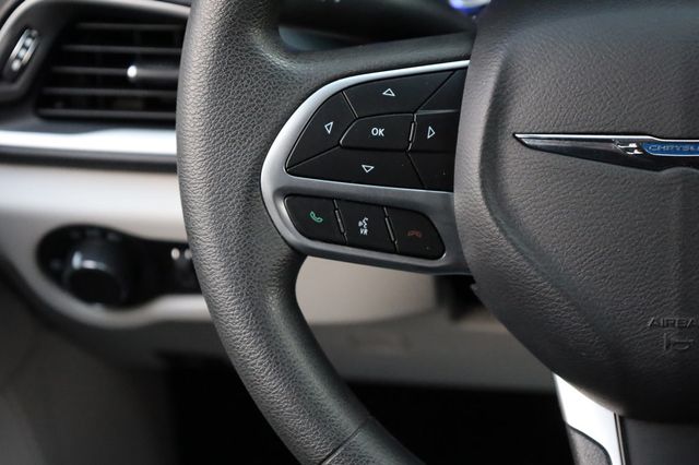 2017 Chrysler Pacifica LX 4dr Wagon - 22935937 - 24