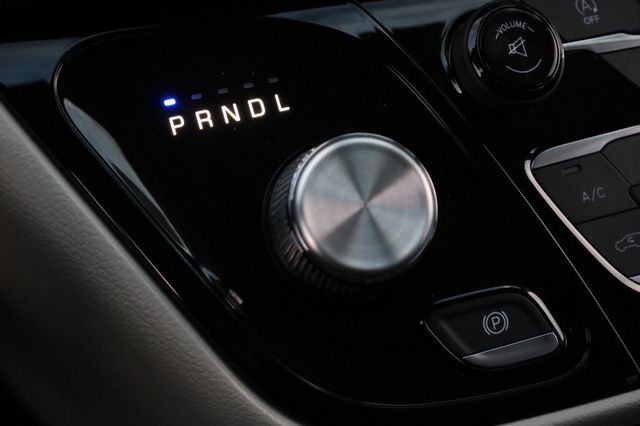 2017 Chrysler Pacifica LX 4dr Wagon - 22935937 - 35