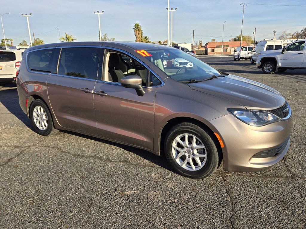 2017 Chrysler Pacifica Touring 4dr Wagon - 22763755 - 3