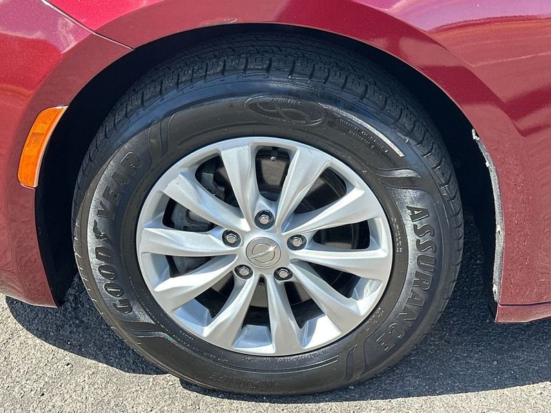 2017 Chrysler Pacifica Touring 4dr Wagon - 23038658 - 11