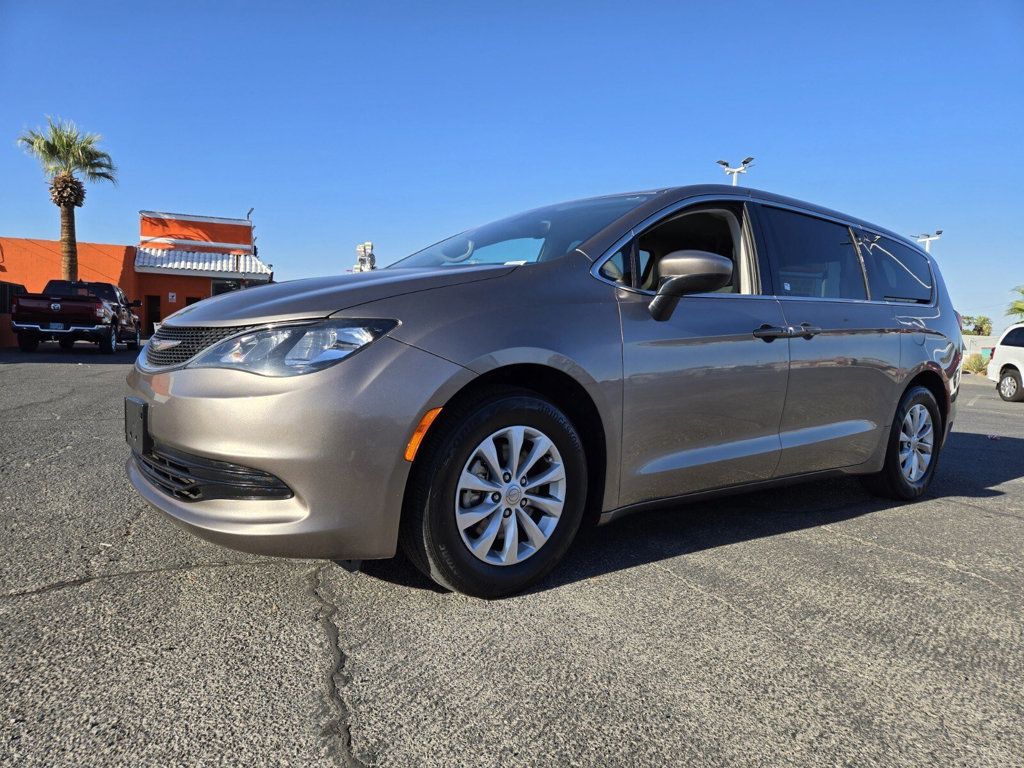 2017 Chrysler Pacifica Touring 4dr Wagon - 22603987 - 0