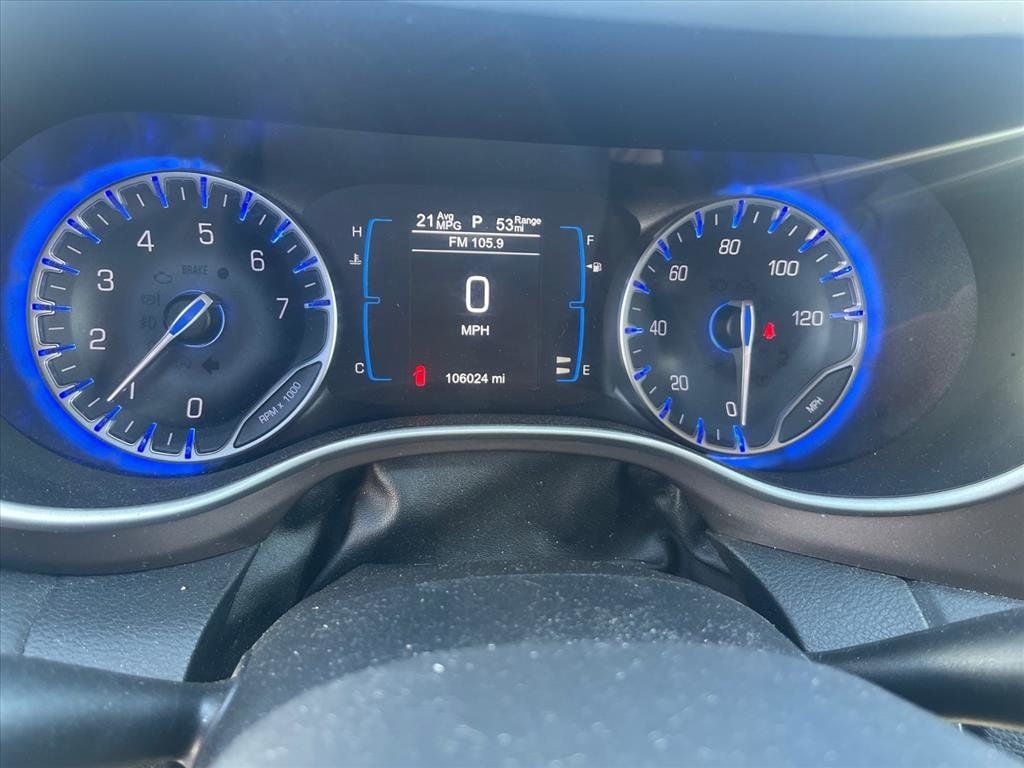 2017 Chrysler Pacifica Touring 4dr Wagon - 22973412 - 10