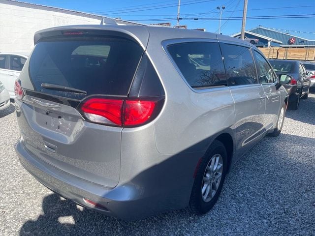 2017 Chrysler Pacifica Touring 4dr Wagon - 22973412 - 1