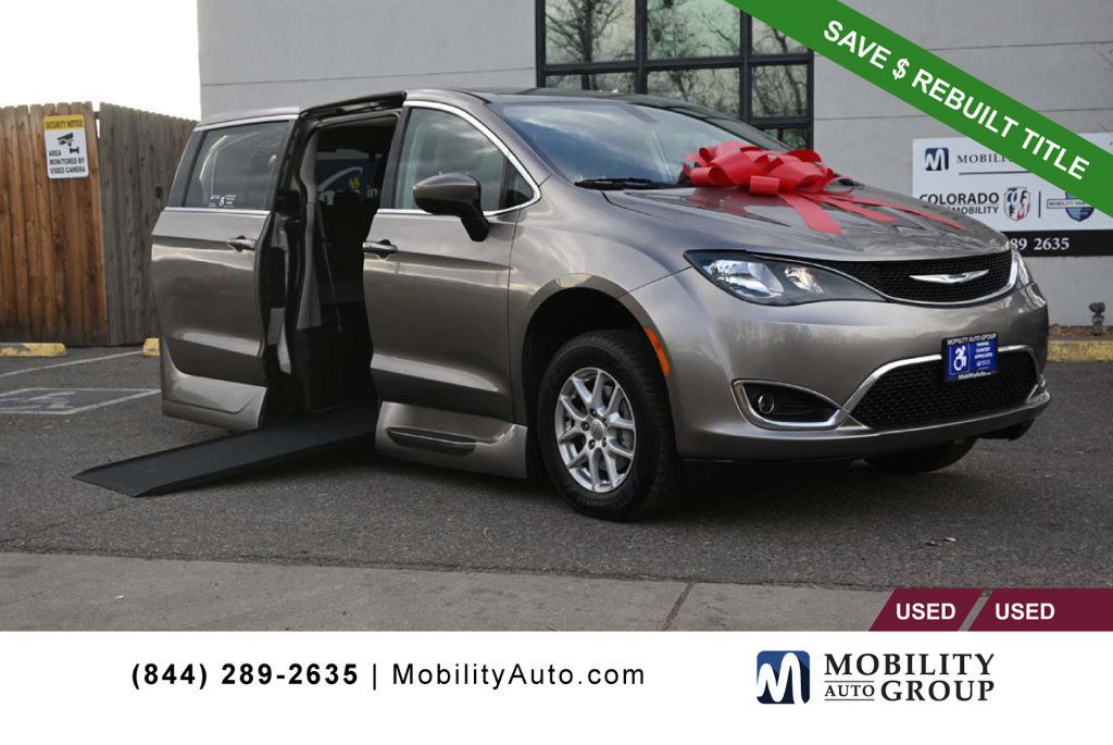 2017 Chrysler Pacifica Touring 4dr Wagon - 22963886 | Video 1