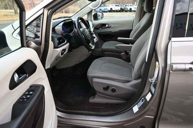 2017 Chrysler Pacifica Touring 4dr Wagon - 22963886 - 12