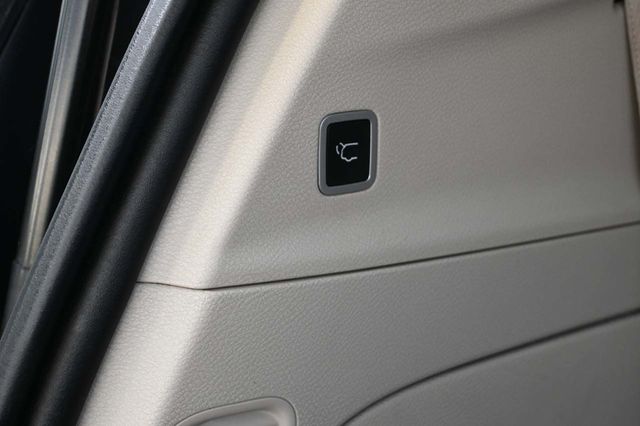 2017 Chrysler Pacifica Touring 4dr Wagon - 22963886 - 25