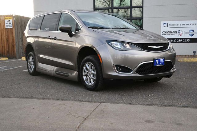 2017 Chrysler Pacifica Touring 4dr Wagon - 22963886 - 2