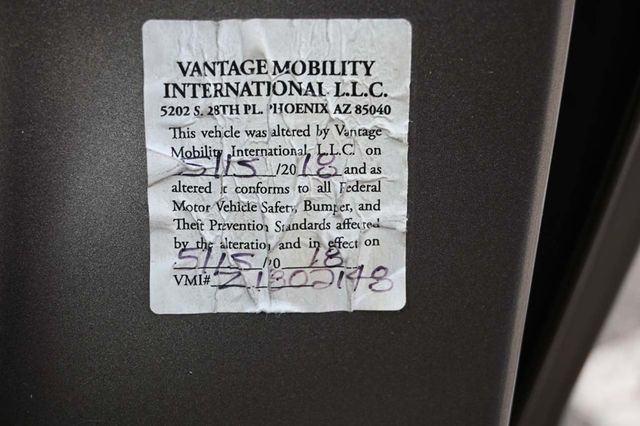 2017 Chrysler Pacifica Touring 4dr Wagon - 22963886 - 32