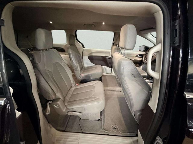 2017 Chrysler Pacifica Touring 4dr Wagon - 23020812 - 21
